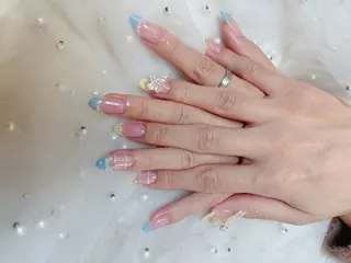 ネイル クイーンズネイル銀座所属・Queeens nailのネイルデザイン