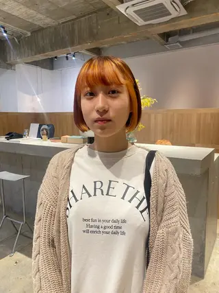 ショート レイヤーカット/ ダブルカラーサクライのヘアスタイル