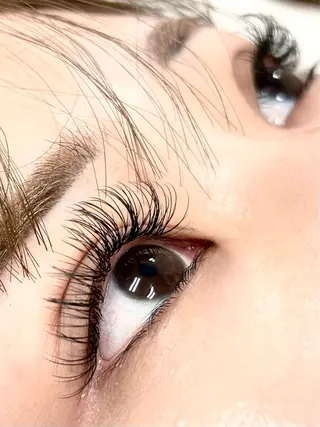 マツエク・マツパ enuemu所属・クマクラ ぱっちりeyeに💓のマツエク・マツパデザイン