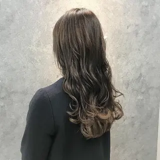 セミロング 所渉/韓国レイヤー /ウルフカットのヘアスタイル