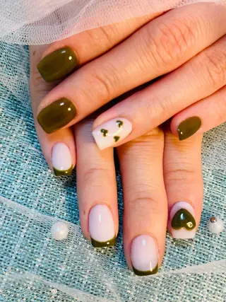 ネイル 金森 真以のネイルデザイン