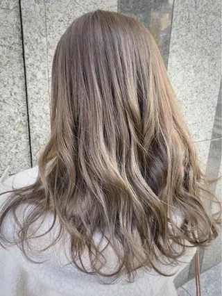 カラー MUK ムクのヘアスタイル