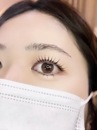 マツエク・マツパ eyelash aimyまつげパーマ・パリジェンヌ・マツエク・眉毛・バインドロック 伏見店所属・𝐘𝐔𝐈𝐍𝐀 🤍🎀のマツエク・マツパデザイン