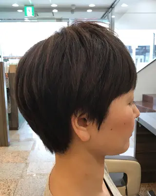ショート 鈴木 香織のヘアスタイル