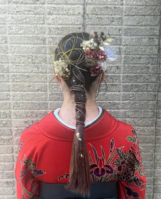 ロング ヘアアレンジ 青沼夏未/オリーブ/ 寒色カラーのその他イメージ