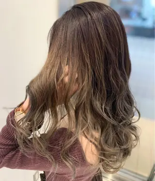 セミロング カラー N° jillva ♦️川端裕司♦️のヘアスタイル