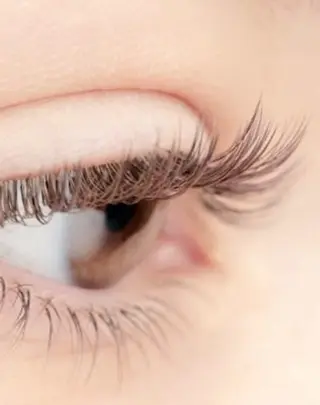 マツエク・マツパ Dahlia ダリア所属・Dahlia ダリア Makiのマツエク・マツパデザイン