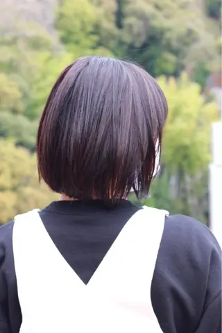 ショート カラー Viage （ビアージュ）のヘアスタイル