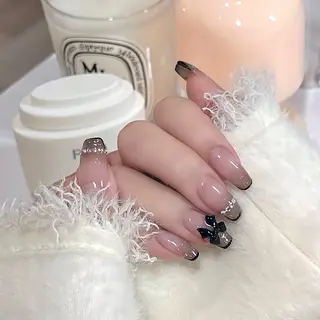 ネイル SHEER 玉造・森ノ宮のマツエク・マツパデザイン