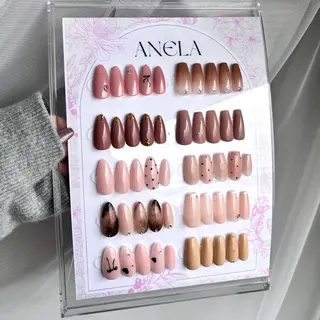 ネイル ANELA ANNAのネイルデザイン