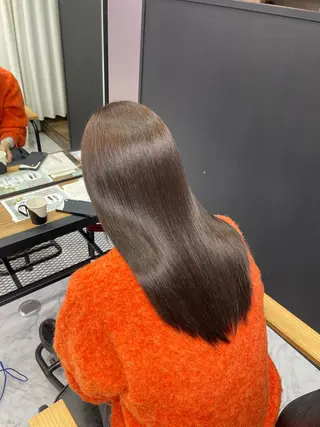 ロング RAF Sakuraのヘアスタイル