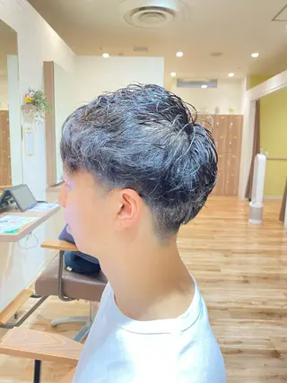 ショート パーマ メンズ イシカワ ユウタのヘアスタイル