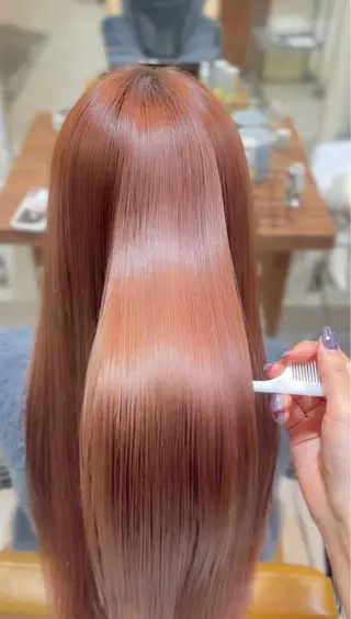 ロング カラー honoka/レイヤ ー/艶感カラー/韓国のヘアスタイル