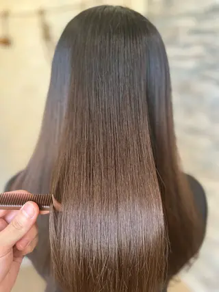 ロング カラー パーマ ワタイショウタ 髪質改善✨眉毛サロンのヘアスタイル