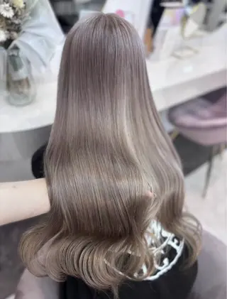 ロング 🤍るい🤍ブリーチ モデル募集中🪽🫧のヘアスタイル