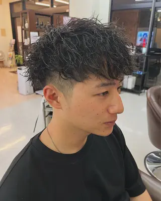 ショート パーマ メンズ 樋口智士/倉敷/中庄 /縮毛矯正/髪質改善のヘアスタイル