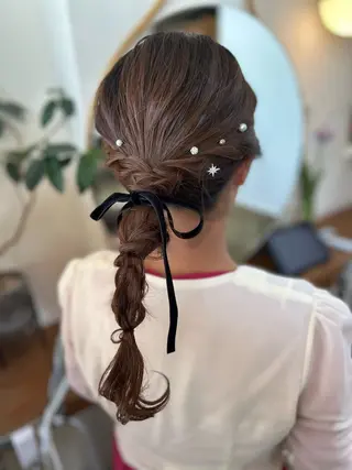 ヘアアレンジ Miku 🦔 / ヘアセットのヘアスタイル