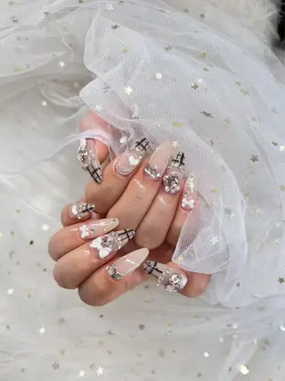 ネイル 伊藤 美雪のネイルデザイン