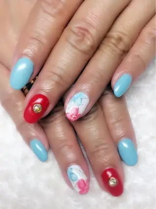 ネイル ゲン レイカのネイルデザイン