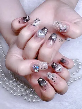 ネイル マツエク・マツパ She   Nail所属・ISA_ BELLAのネイルデザイン