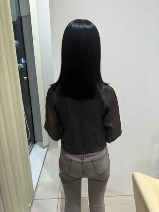 ロング ZELE AVEDA浦和PARCO店所属・若生 神のヘアスタイル