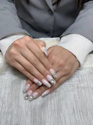 ネイル R nailsalon所属・Rネルサイン よ よのネイルデザイン