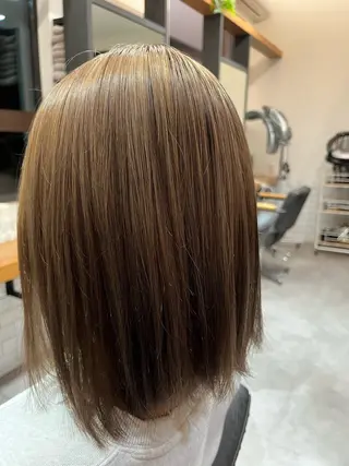 カラー 鴨田 彩音のヘアスタイル