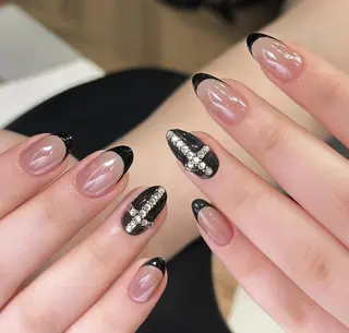 ネイル Pure&Rich Nailのネイルデザイン