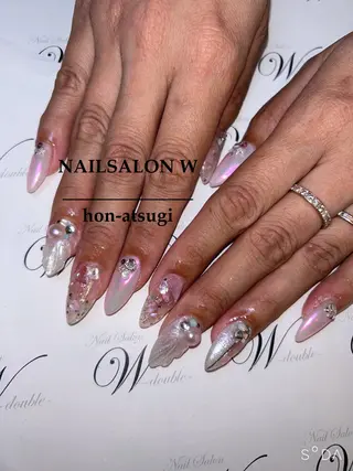 セミロング ネイルサロン ダブルのネイルデザイン