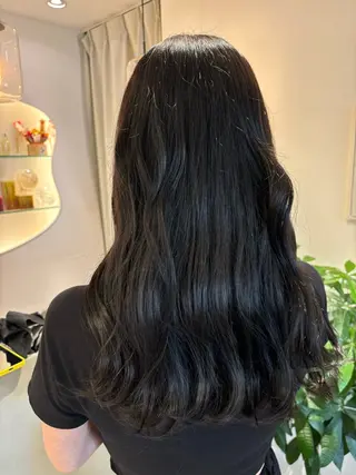 カラー Akane lienのヘアスタイル