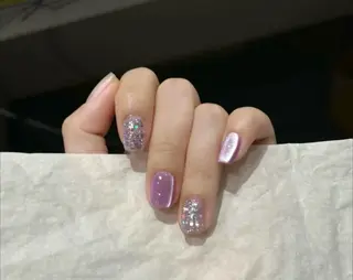 ネイル 高木 維麗絲のネイルデザイン