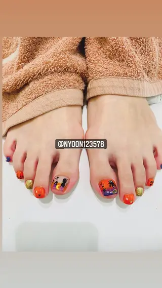 ショート ネイル マツエク・マツパ アイブロウ 13日3980円‼️ マグもデザインも◎のネイルデザイン