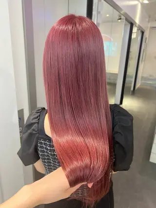 ロング カラー 🌼動き×透明感🩵 ハイトーン/ナナのヘアスタイル