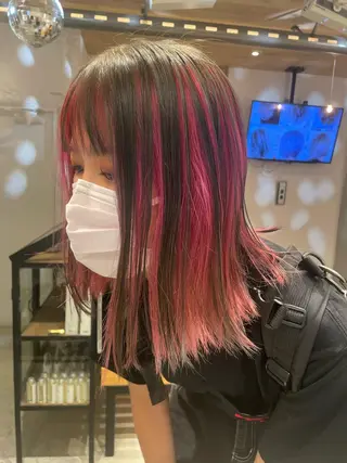 セミロング カラー 艶ハイトーン👑♡ NATSUKIのヘアスタイル