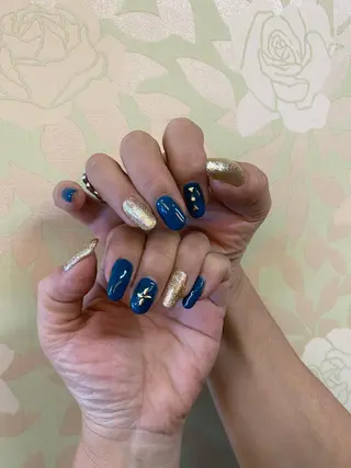 ネイル MIMI RUSH 安城 jubilee店所属・鍋田 彩歌のマツエク・マツパデザイン