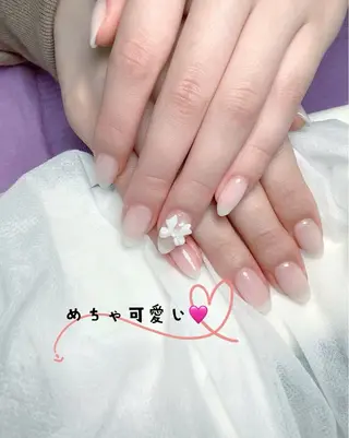 ネイル pink ladyサロン所属・べ にのネイルデザイン