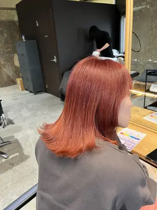 カラー 久永 菫のヘアスタイル