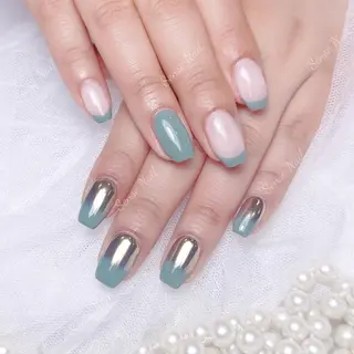 ネイル Queening 🦋のネイルデザイン