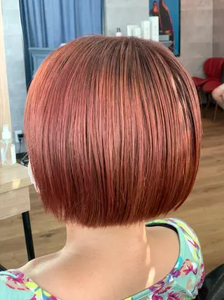 ショート SALOWIN心斎橋Suite店所属・ブリーチ毛にもできる 縮毛矯正|鷹司郎のヘアスタイル