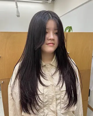 ロング カラー miyu /レイヤー/ブリーチのヘアスタイル