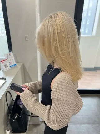 セミロング カラー ブリーチ/髪質改善/ レイヤー/YUTO‎のヘアスタイル