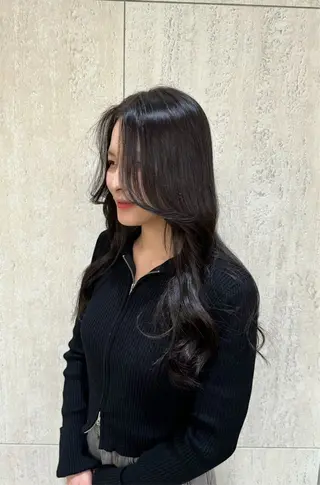 ロング ボブ/ハイトーン あべまさきのヘアスタイル