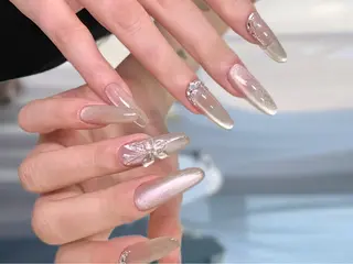 ネイル 石井 百合のネイルデザイン