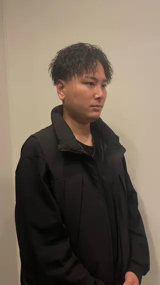 パーマ メンズ トヨシマ シュウトのヘアスタイル