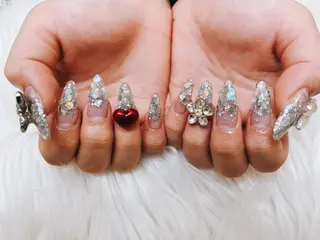 ネイル SOARE🤍 🤍のネイルデザイン