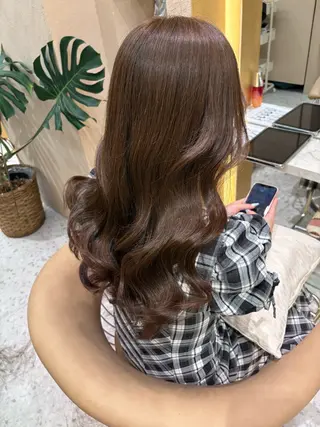 ロング Kanami/韓国風 /艶カラーのヘアスタイル