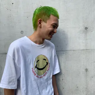 カラー メンズ TENELE所属・チバ タクミのヘアスタイル