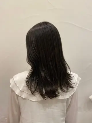 セミロング カラー Ash中目黒店 榊間茜のヘアスタイル