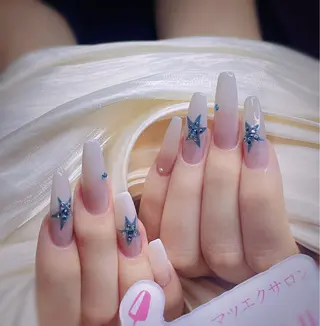 ネイル Best Nail所属・岡田 あきのネイルデザイン
