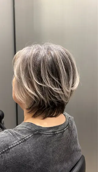 カラー HARUKI  MINATO Japan広島紙屋町店所属・hmj紙屋町店 脊戸智志のヘアスタイル